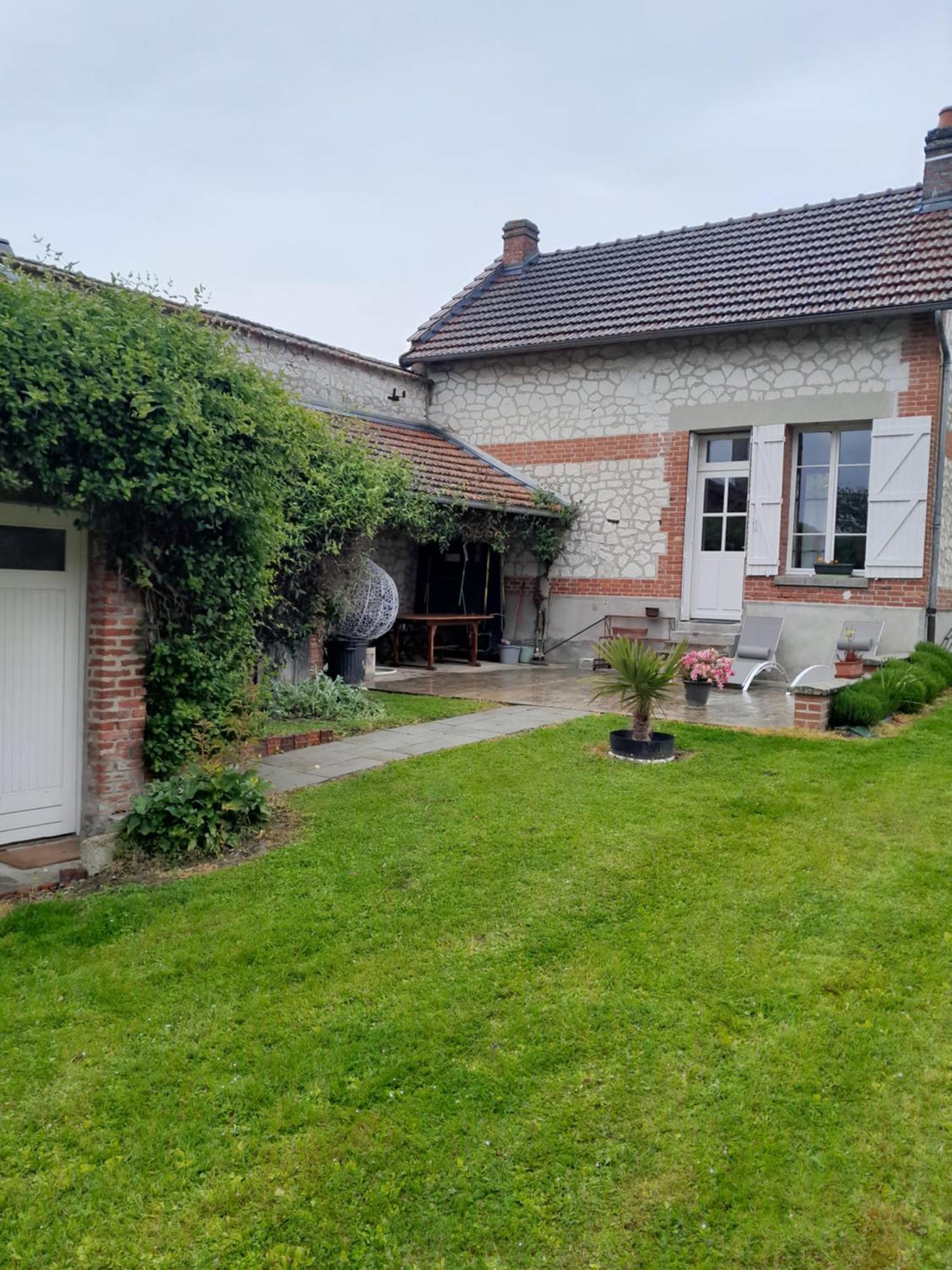 Gite, Maison A La Campagne Ardennes, Aisne,Marne Le Thour Exterior photo